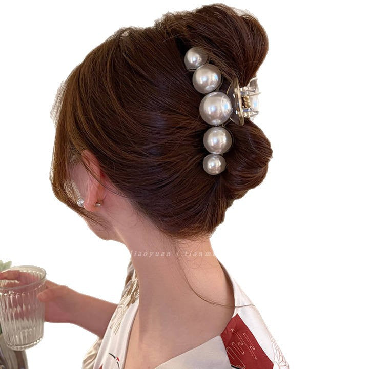 サテン素材 大きめ バンスクリップ 高見え 上品 新作 ギャザーデザイン レディース ヘアアクセサリー