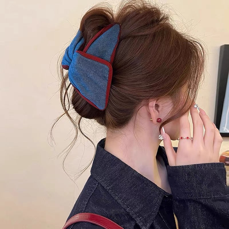 サテン素材 大きめ バンスクリップ 高見え 上品 新作 ギャザーデザイン レディース ヘアアクセサリー