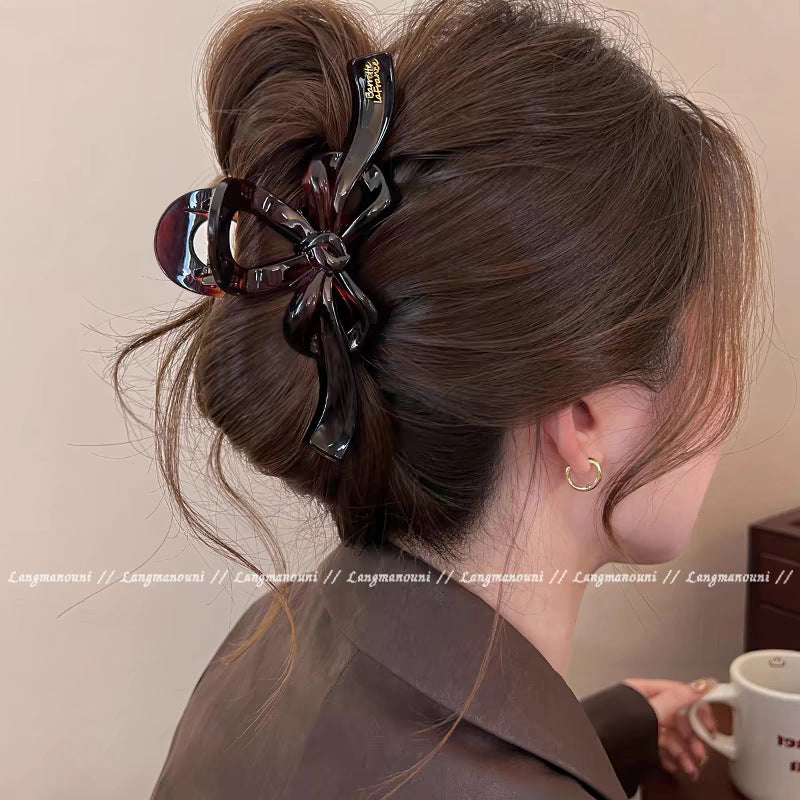 サテン素材 大きめ バンスクリップ 高見え 上品 新作 ギャザーデザイン レディース ヘアアクセサリー