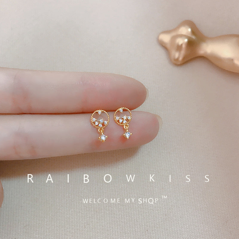 サークルデザイン ジルコニア ピアス ミニサイズ 小ぶり 上品 シンプル 通勤 レディース
